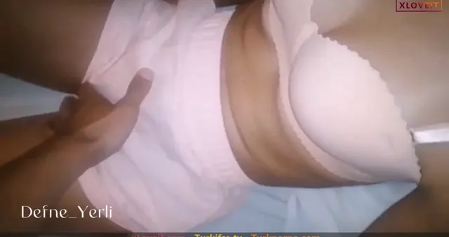 Abla Porno Odasında azmış ablasının ateşini söndürdü — Konulu Porno · sahne 1