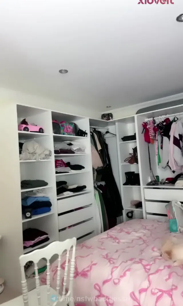 Alis ifşa HD Transparan kostümüyle — Canlı Yayınlar · sahne 2