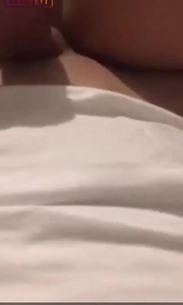 Ateşli sarışın pornosu bol pozisyonlu — Amatör Porno · sahne 2