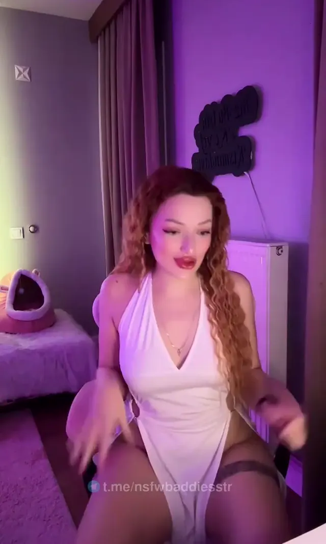 Bigo Bloom ifşa Fenna hatunun yayın videosu — Bloom — Canlı Yayınlar · sahne 3