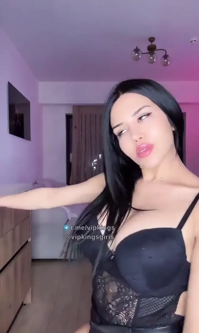 Bigo Burcu ifşa – HD yayın videosu Vol 2 — Burcu — Canlı Yayınlar · sahne 1