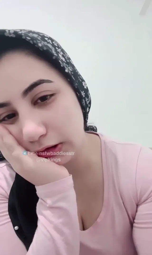 Peri — Bigo Peri ifşa – Türbanlı ev kızı yayında · sahne 3