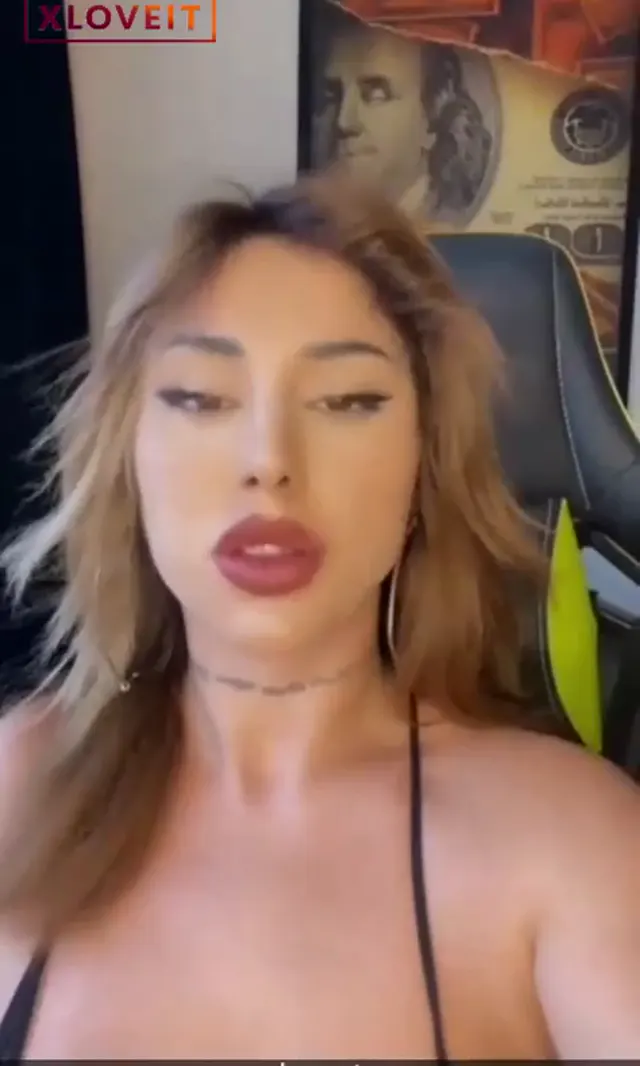 BilgeLisa ifşa OnlyFans Türk — Türk ifşa · sahne 3