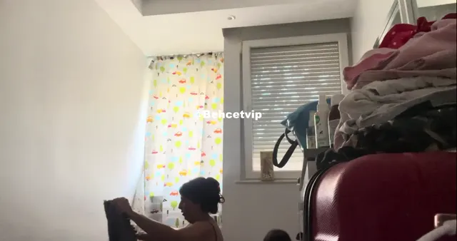 Burcu Güven — Burcu Güven 64 · sahne 1