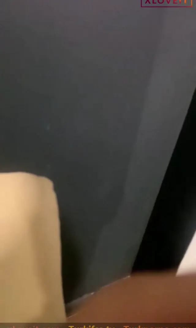 Canlı sikiş Mevsim Bahar yayında amını siktirdi — Amatör Porno · sahne 1
