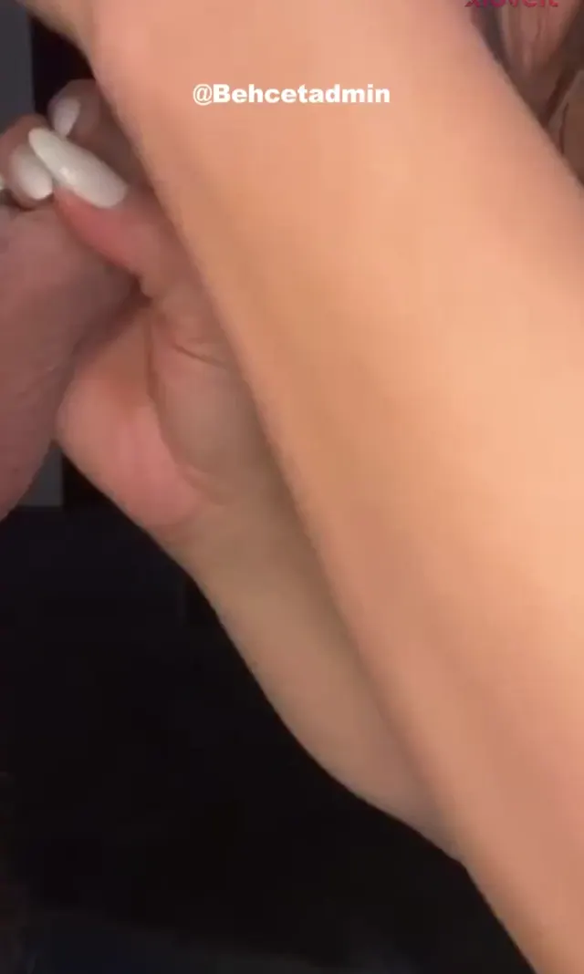 Caramelgirl ifşa Sakso seks nude paylaşımları — Amatör Porno · sahne 2