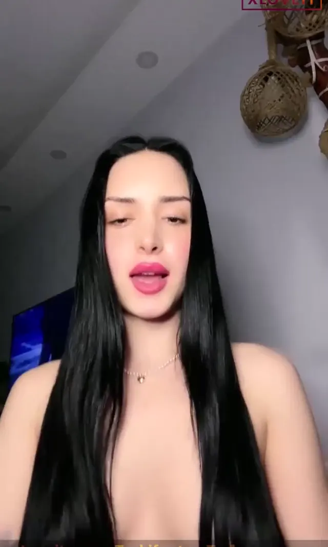 Ceren Queen ifşa Sexy kızdan meme temalı yayın — Cerenqueen — Canlı Yayınlar · sahne 1