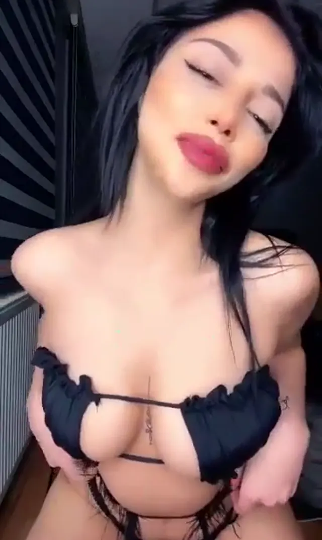 Cerhawk ifşa nude yayın Part 14 seyret — Cerhawk — Canlı Yayınlar · sahne 2