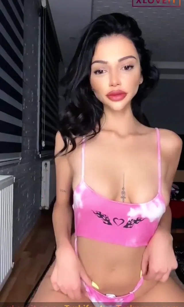 Cerhawk ifşa nude yayın Part 3 seyret — Cerhawk — Canlı Yayınlar · sahne 2