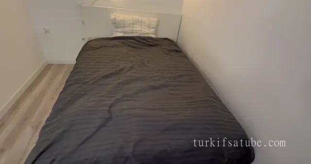 Cigdemle Hayat Yatagimi Duzeltiyorum Ve Zor Bir Gunun Ardindan Uykuya Hazirlaniyorum — Çiğdemle Hayat — Türk ifşa · sahne 3