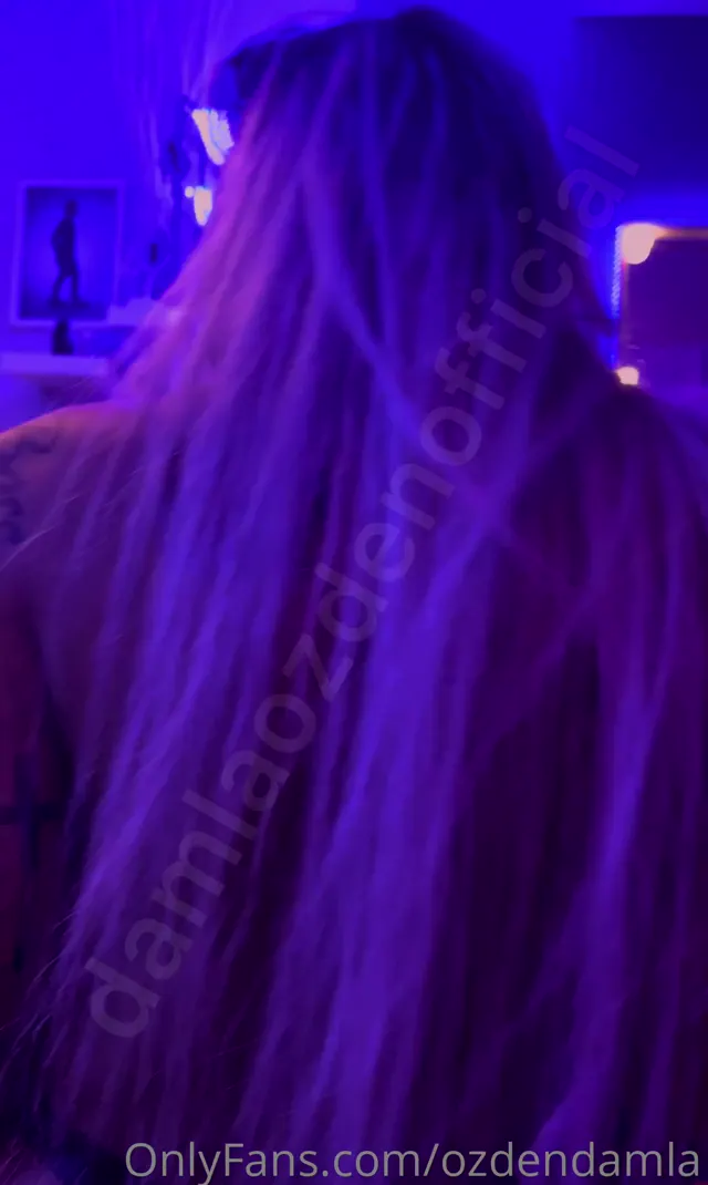 Damla Özden Porno Mutfağa olduğunu duyan sevgilisi ağzına verdi — Damla Özden — Mobil Porno · sahne 3
