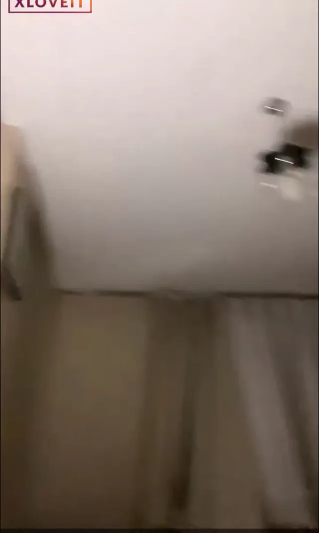 Ece Batu — Ece Batu Porno HD Genç çift sakso seyret · sahne 3
