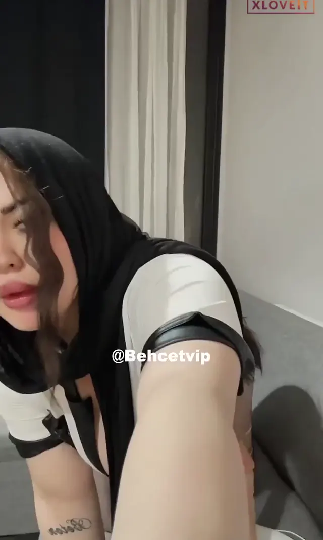 Hazal Kılınç ifşa Onlyfans videolarını seyret — Hazal Kılınç — Türk ifşa · sahne 2