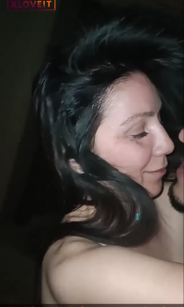HD Porno Kucakta sikilip ağzına boşalttı — Amatör Porno · sahne 3