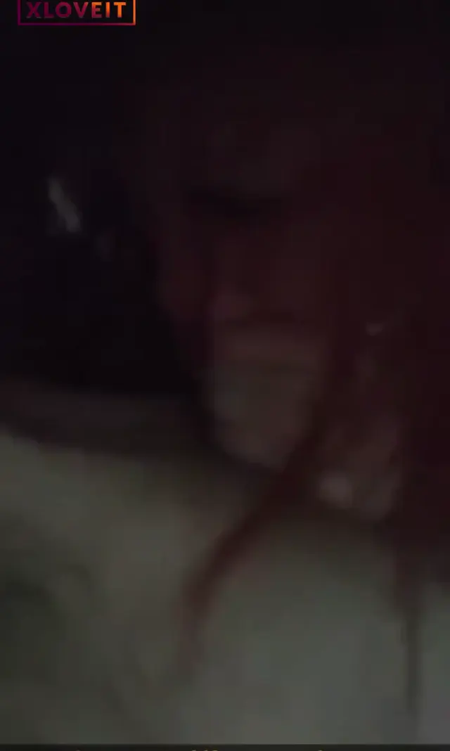 Kızı boğarak tüm spermlerini yutturdu — Amatör Porno · sahne 2