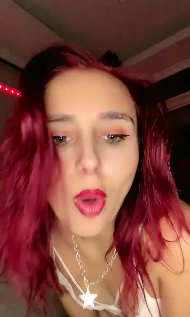Kızıl — Kızıl ifşa Tango Eceniz yayında kalça show yaptı · sahne 3