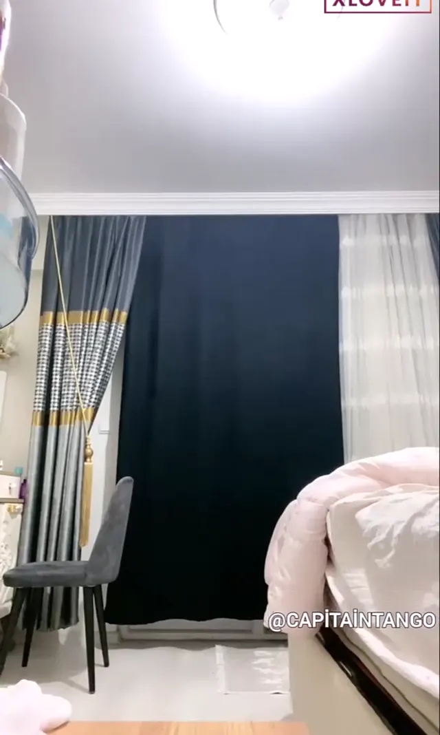 Tango Kızıl Şeytan — Kızıl Şeytan ifşa iri cüsseli hatundan nude yayın · sahne 1