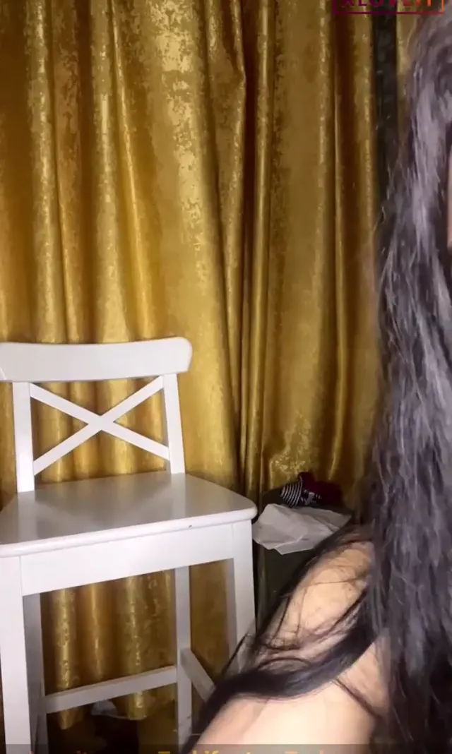 Kleopatra Gamze — Kleopatra Gamze ifşa Mavi jartiyerli nude yayını · sahne 3
