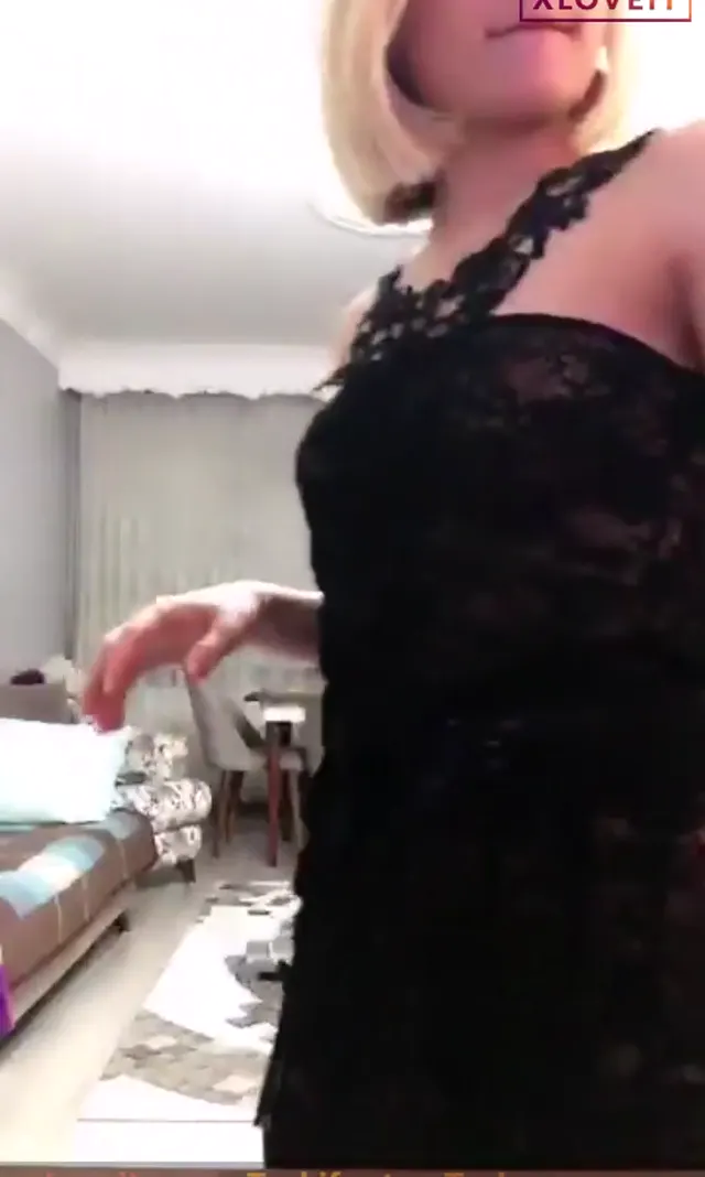 Tango Lara — Tango Lara ifşa Ortam kızı amını gösterdi · sahne 1