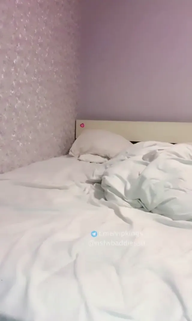 Liza ifşa Kırmızılar içinde meme sergiledi — Tango Liza — Canlı Yayınlar · sahne 2