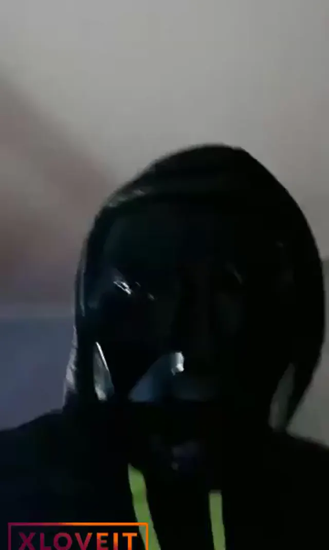 Maskeli çiftten HD canlı sex seyret — Mobil Porno · sahne 3