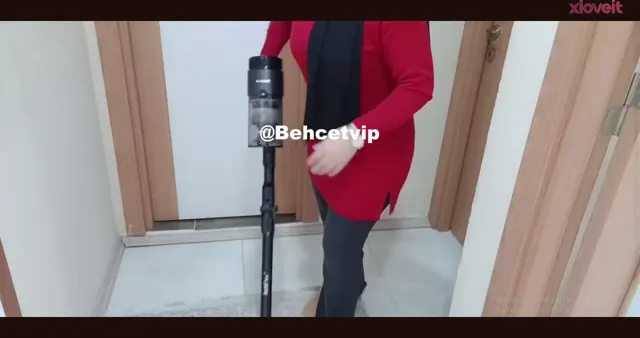 Youtube Mellekce — Mellekce ifşa Türbanlı Katıl Youtube Part 3 · sahne 3
