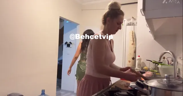 Meloşun Dünyasi — Meloşun Dünyasi 28 · sahne 3
