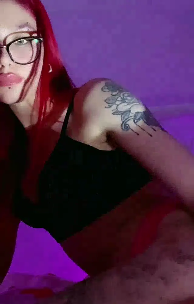 Mericeyn ifşa Amcık manzaralı yayın yaptı — Tango Mericeyn — Bedava Porno · sahne 1