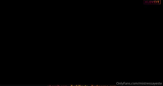 Mistress Ayeste — Mistress Ayeste ifşa Kölesine terliklerini öptürüp yalattı · sahne 1