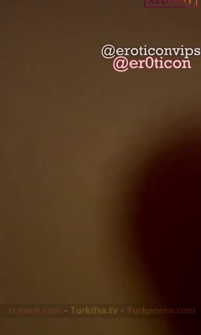 Naz Elbir Porn Kafası dumanlı sakso çekip sikildi — Naz Elbir — Amatör Porno · sahne 1
