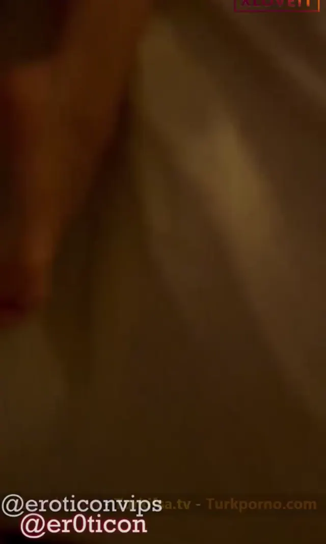 Naz Elbir Porn Kafası dumanlı sakso çekip sikildi — Naz Elbir — Amatör Porno · sahne 2