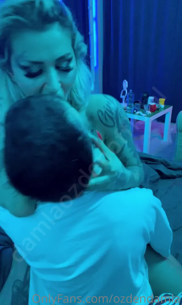 Sakso Porno Damla özden kol gibi yarrağa oral yaptı — Damla Özden — Mobil Porno · sahne 3