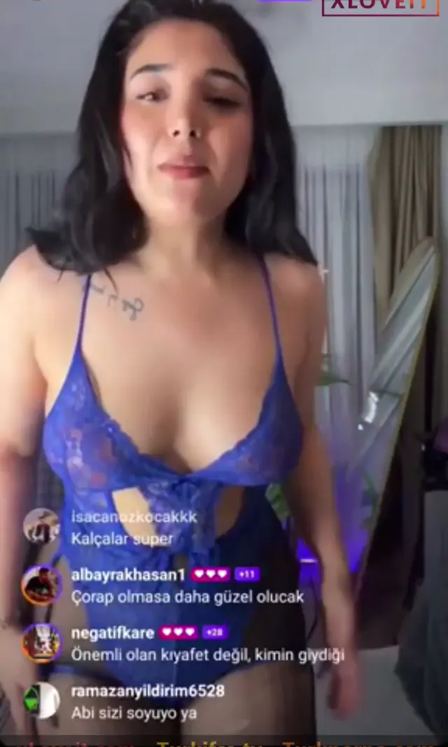 Sarem Uysal — Sarem Uysal ifşa Seksi hatundan canlı yayın videosu · sahne 1