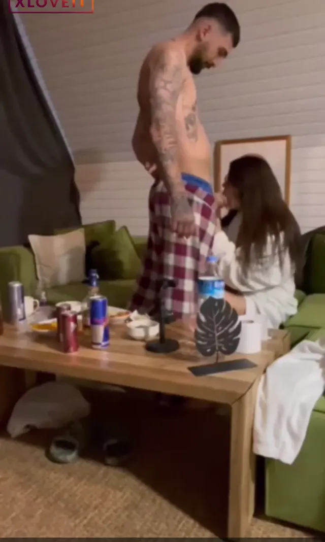 Seks video Tango Doa yeni sevgilisiyle evinde sikişti — Tango Doa — Amatör Porno · sahne 2