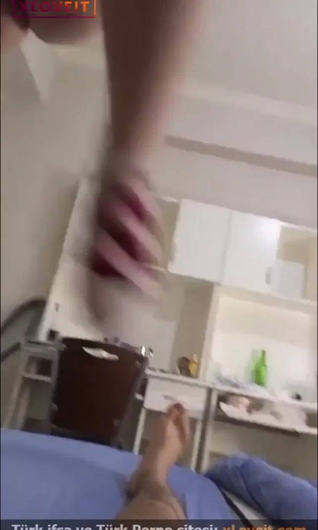 Sikinin üctüne oturcam Türk genç porno — Amatör Porno · sahne 1