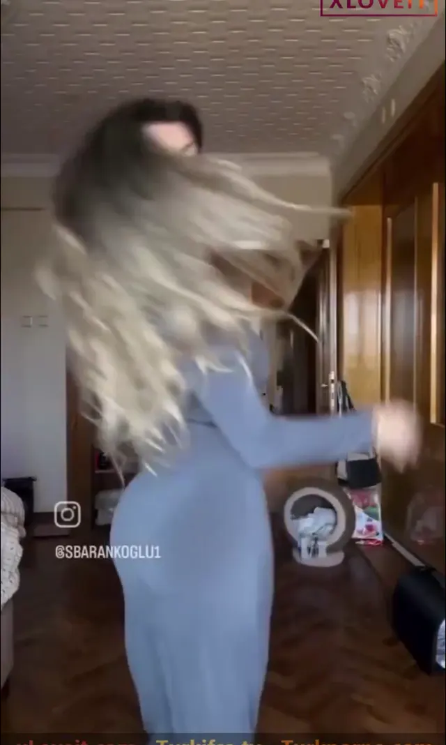 Simge Barankoğlu — Simge Barankoğlu ifşa 7 farklı videosunu seyret · sahne 1