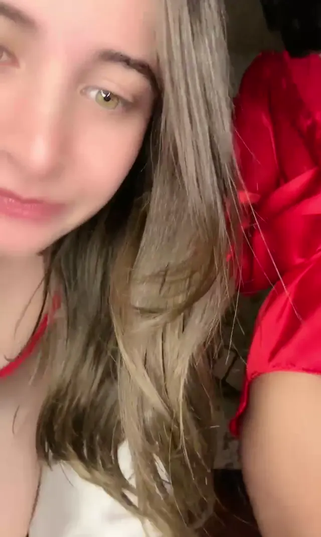 Tango Alya — Tango Alya ifşa 2 çıtır kızdan canlı yayın seyret · sahne 1
