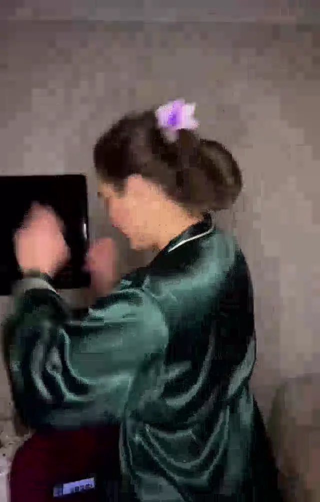 Tango Begüm ifşa Gecelikle canlı yayında — Bedava Porno · sahne 2