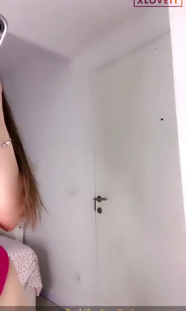 Tango Beril ifşa Çıtır Türk kızından nude yayın seyret — Tango Beril — Canlı Yayınlar · sahne 2