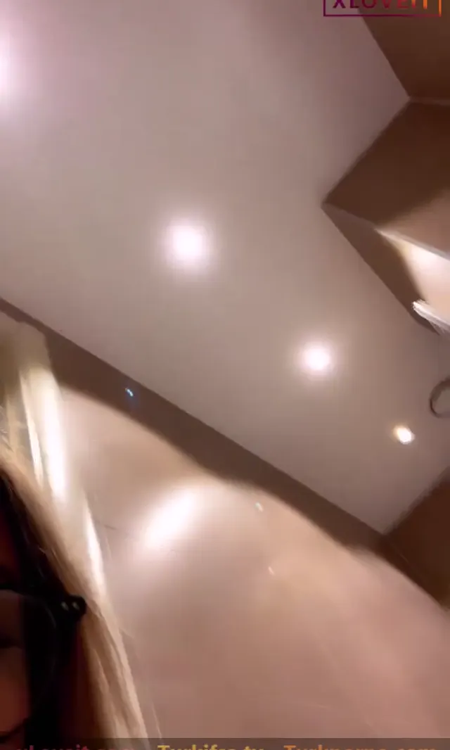 Tango Celine ifşa Her yaptığı yayın büyüleyici — Tango Celine — Canlı Yayınlar · sahne 2