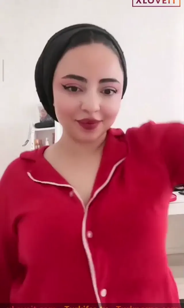 Tango Ceyda ifşa Evli büyük meme kalçalı hatun — Tango Ceyda — Canlı Yayınlar · sahne 1