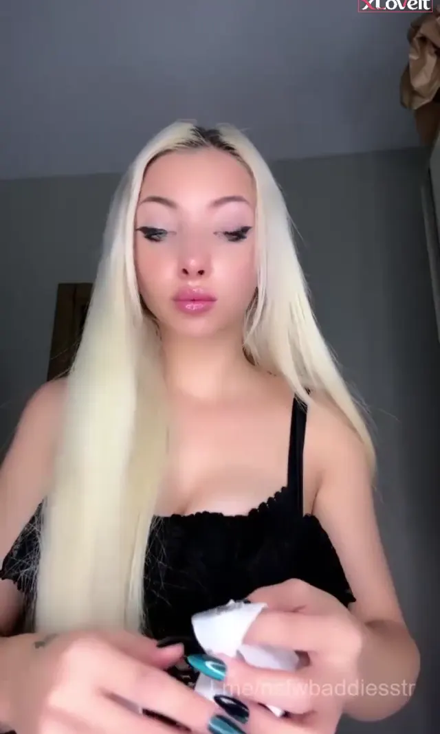 Tango Çitos ifşa Sarışın seksi hatundan yayın — Canlı Yayınlar · sahne 1