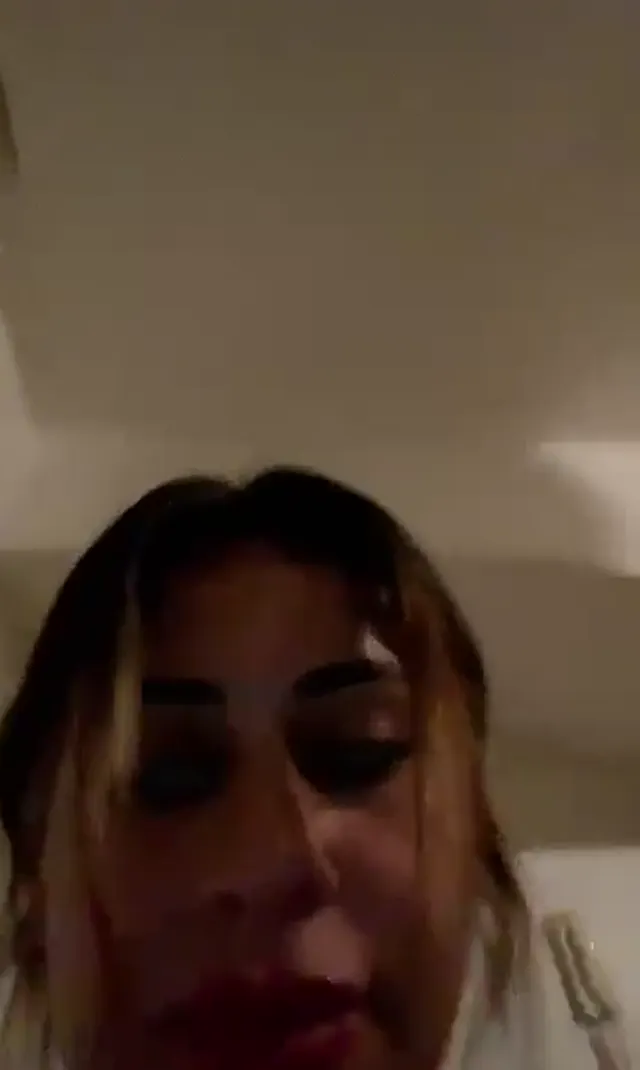 Tango irina ifşa Beyaz gecelikten siyaha döndü — Tango irina — Canlı Yayınlar · sahne 3