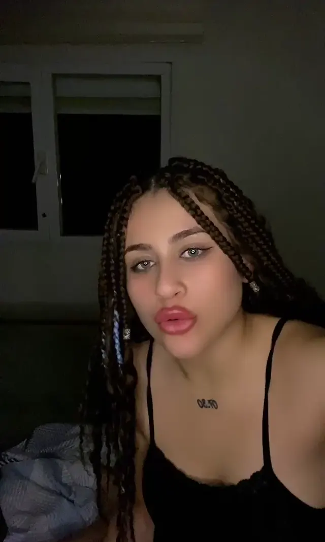 ifşa Alemi irina canlı yayın videosu seyret — Tango irina — Canlı Yayınlar · sahne 3