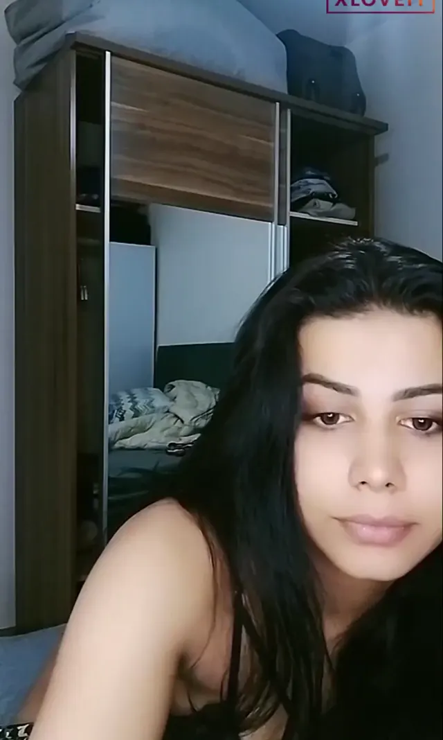 Tango Kardelen ifşa Odasında sütyenle yayında — Canlı Yayınlar · sahne 2