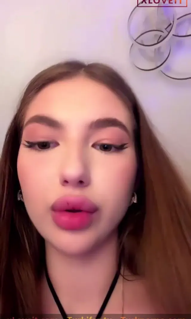 Tango Kiki ifşa Muazzam piliçten yayın seyret — Canlı Yayınlar · sahne 2