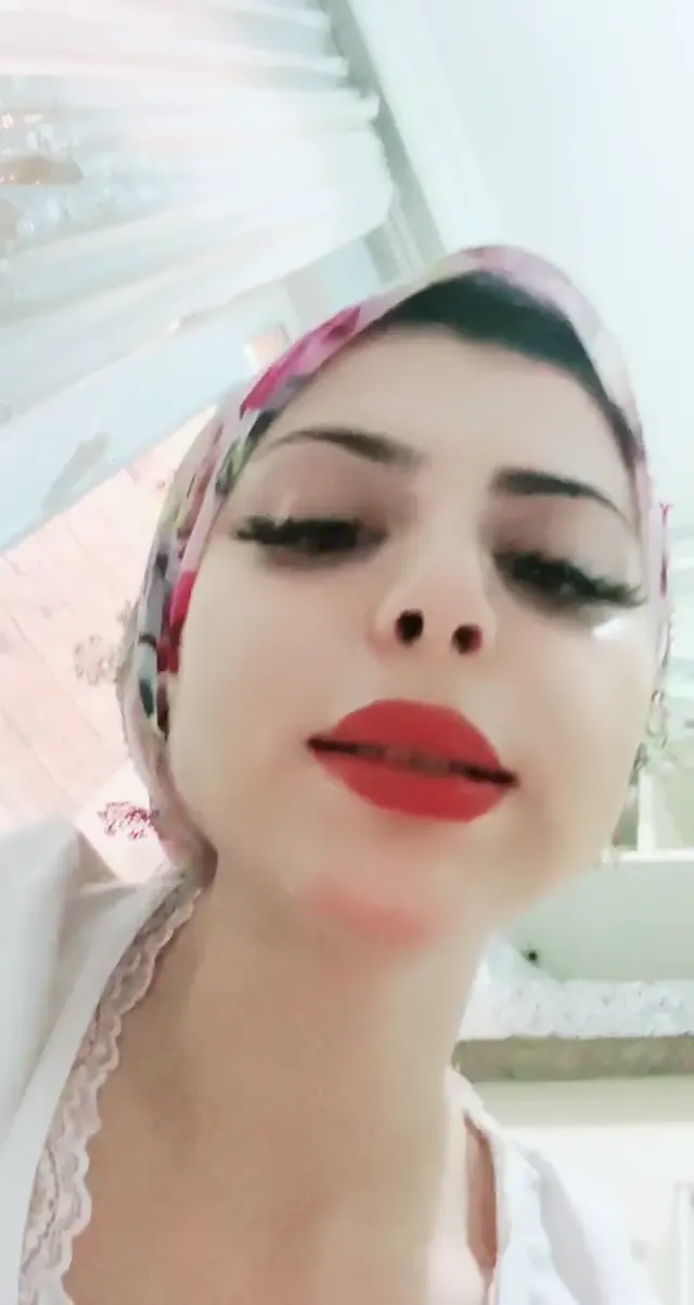 Tango Ponçik Özlem ifşa Türbanlı yayın video Vol 3 — Ponçik Özlem — Canlı Yayınlar · sahne 3
