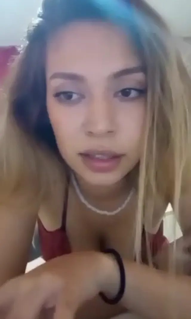 Tango Selay ifşa yayında twerk yaptı — Canlı Yayınlar · sahne 2