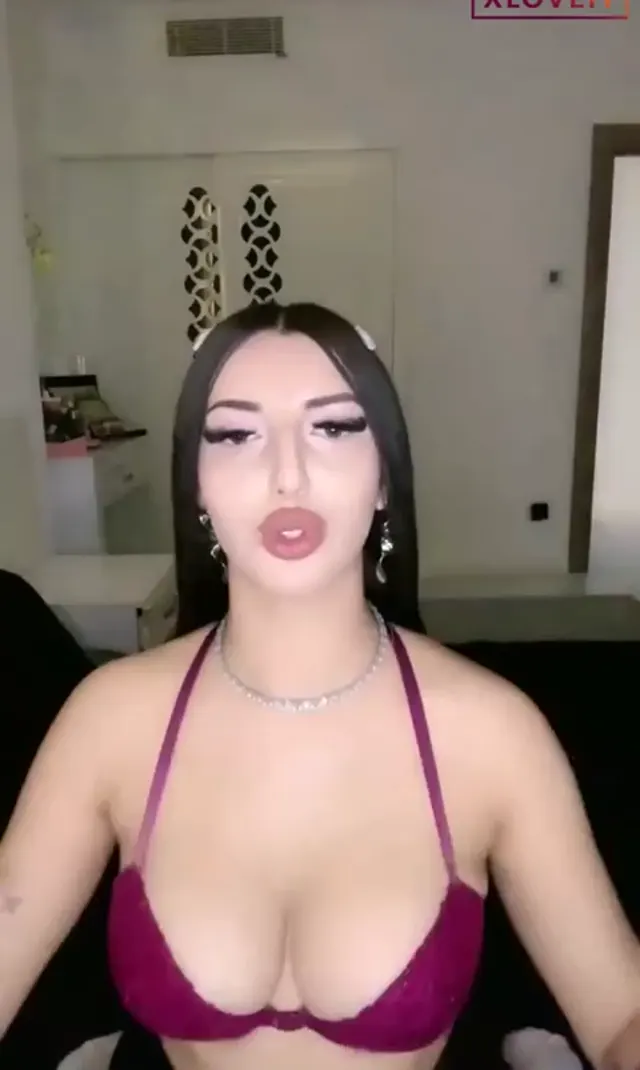 Tango Sena ifşa Büyük memeli hatun yayında — Tango Sena — Canlı Yayınlar · sahne 3