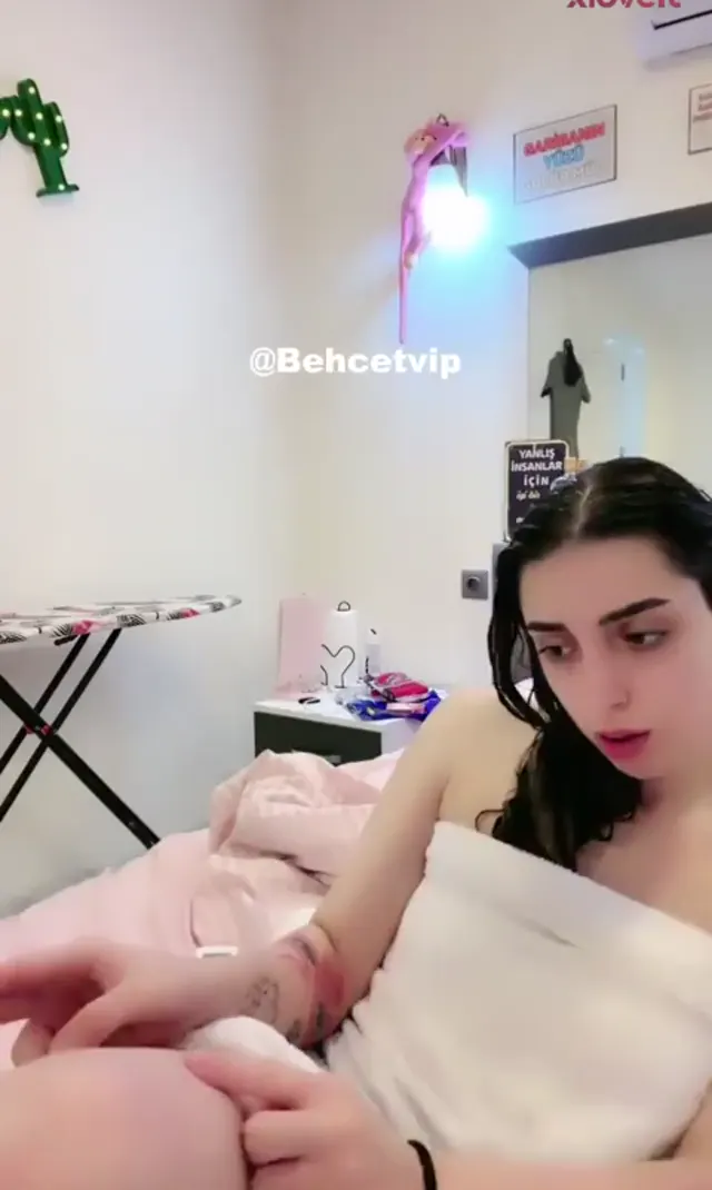 Tango Usercik ifşa Çıtır yıkanıp mastürbasyon yaptı — Canlı Yayınlar · sahne 3